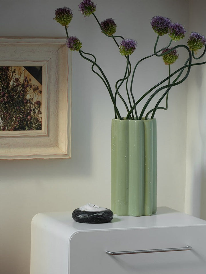 Green Scalloped Tall Vase - Modern Aesthetic Flower Vase
