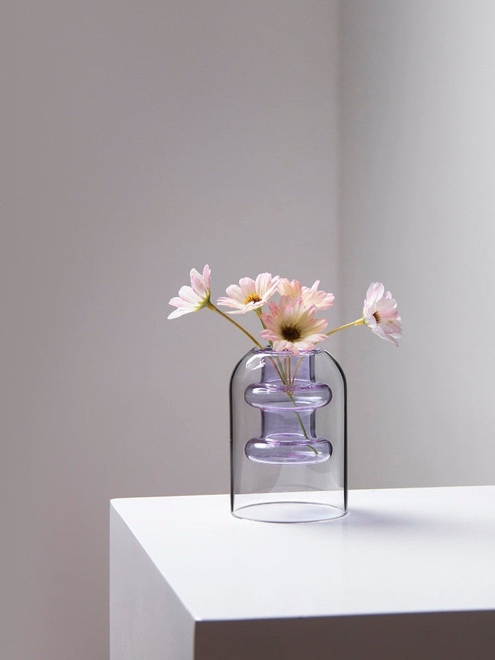 Wavy modern flower vase