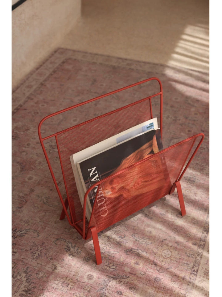 Cosik Home retro red mesh floor magazine rack