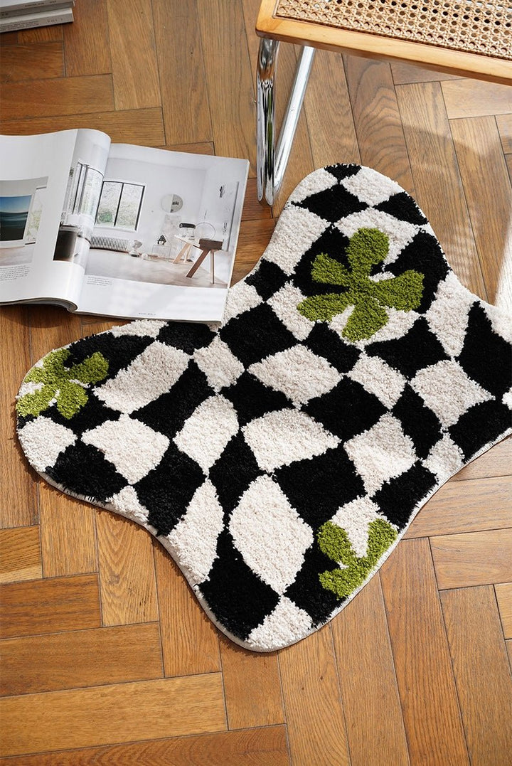 Black and White Wavy Checkered Rug